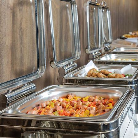 Seven Gardens Hotel Riyadh Ngoại thất bức ảnh
